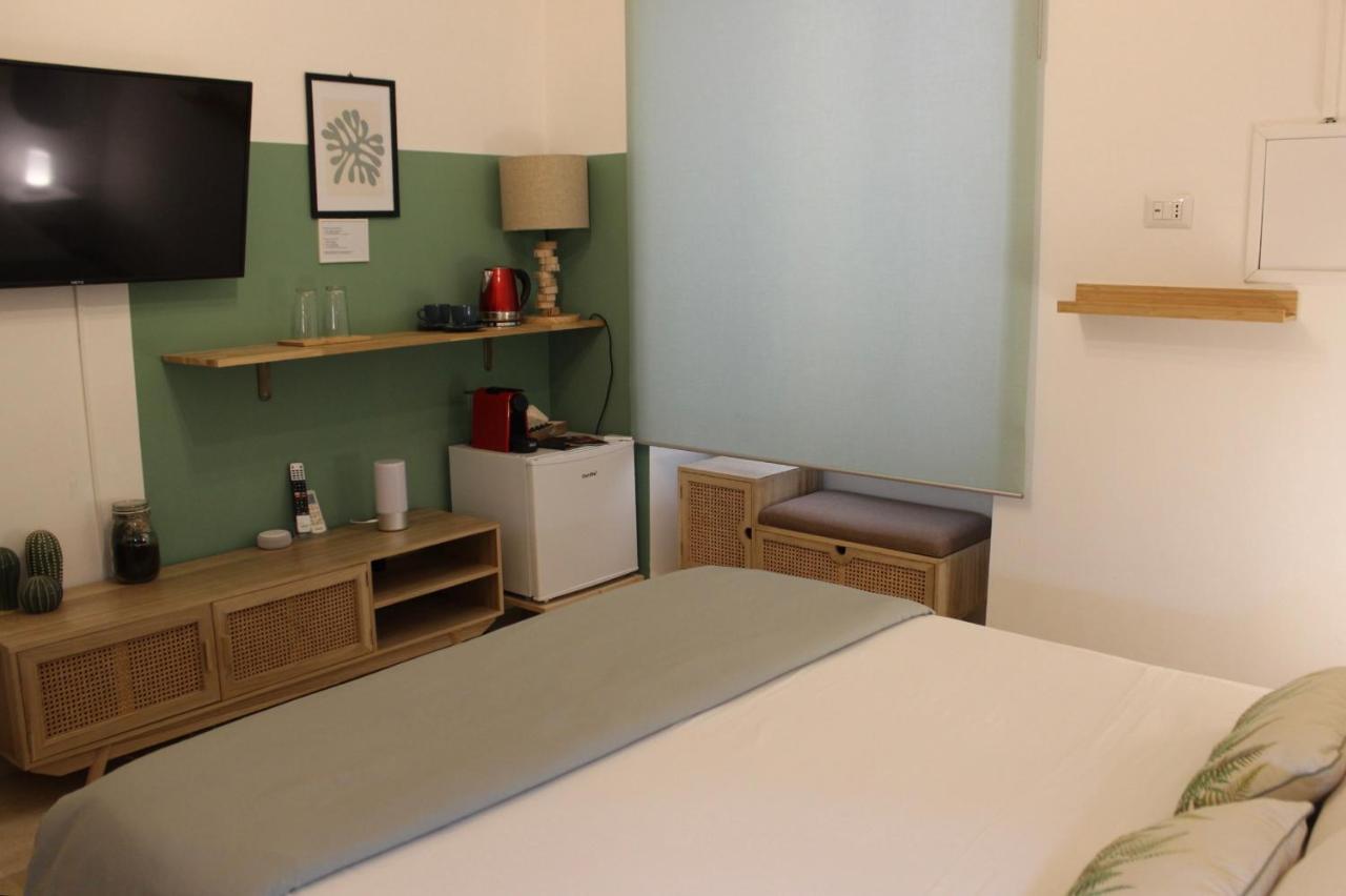 Little Suite Napoli Exterior photo